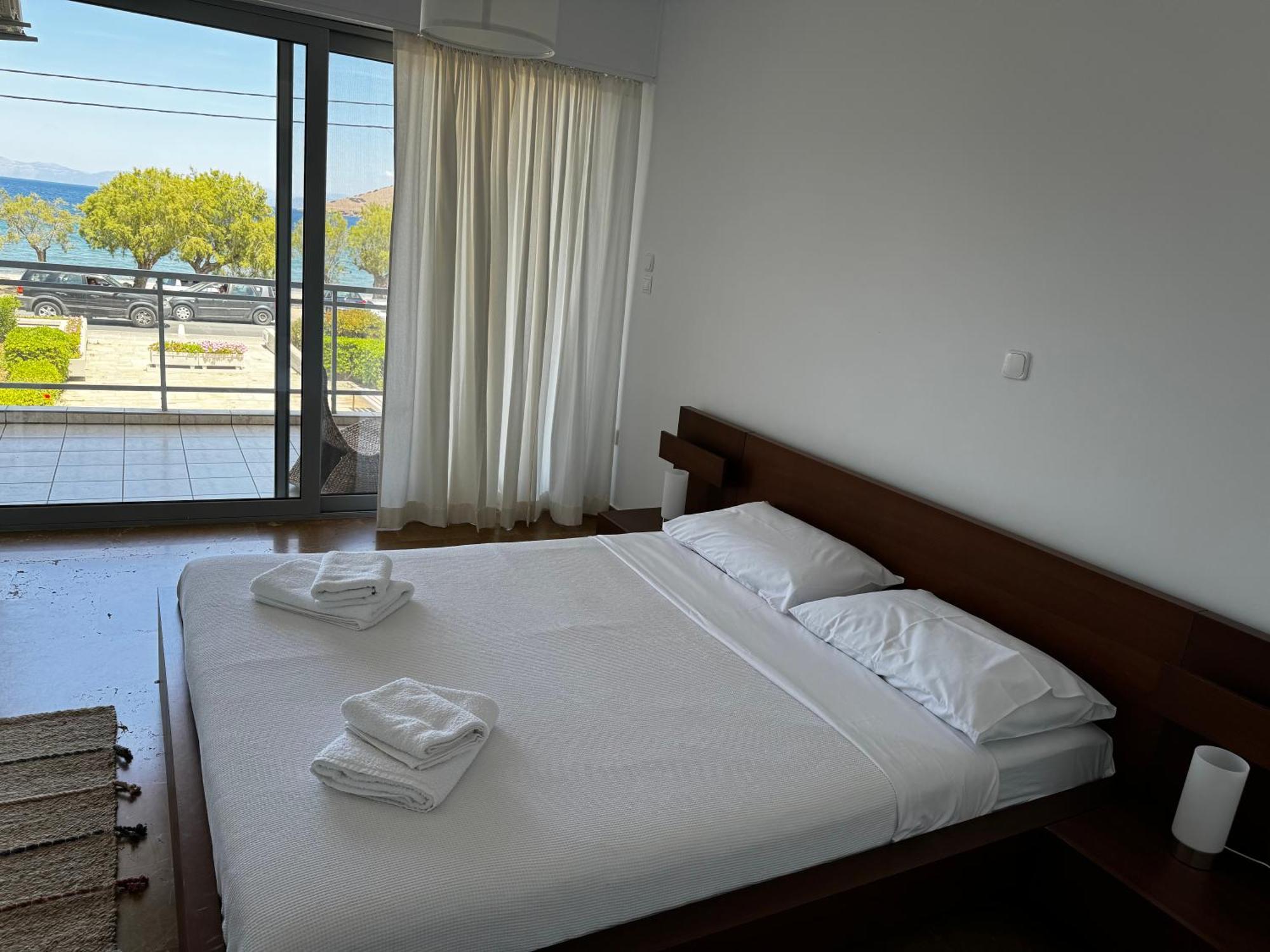 Seashore Happiness Apartments Porto Rafti Bagian luar foto